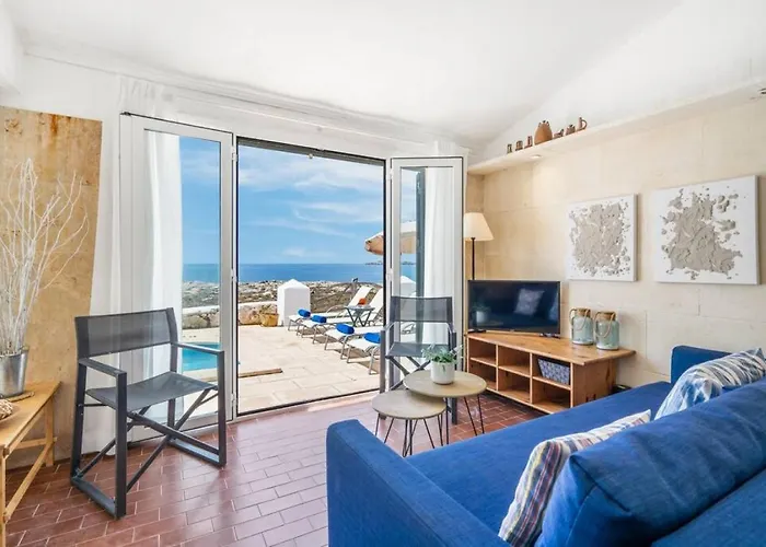 בית נופש Sa Calma Where The Sea Begins *